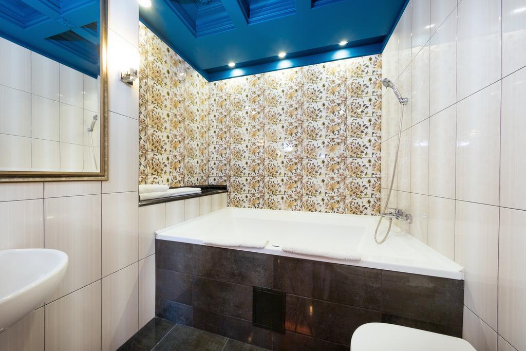 Road Star Hotel Dniepropietrowsk Zewnętrze zdjęcie